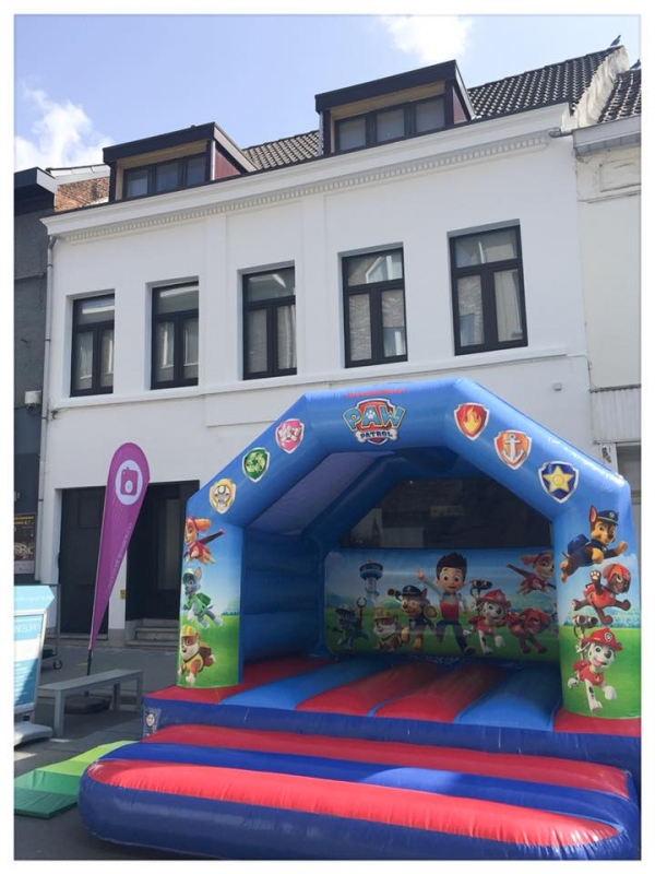 partylife-springkasteel-paw-patrol-huren